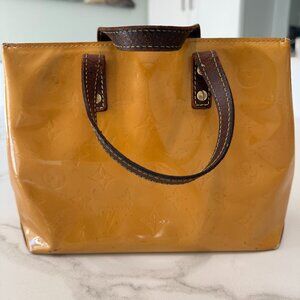 Louis Vuitton Vintage Monogram Vernis Reade PM - Beige (France, 2004)